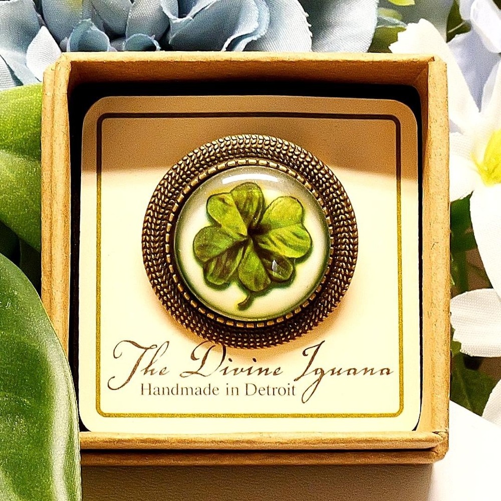 Irish Shamrock Brooch Four Leaf Clover St Patrick's Day Vintage Bronze Pin Gift